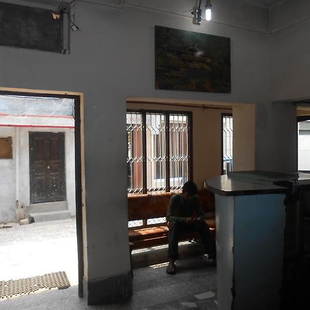Gaurav Guest House Matura Exterior foto