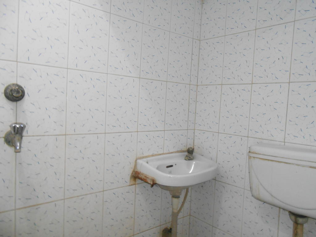 Gaurav Guest House Matura Quarto foto
